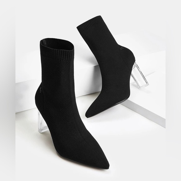 Stepping not tripping boots - Picture 1 of 5